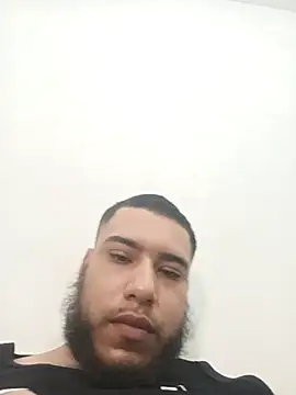 R3Y S3X online show from March 22, 9:31 pm