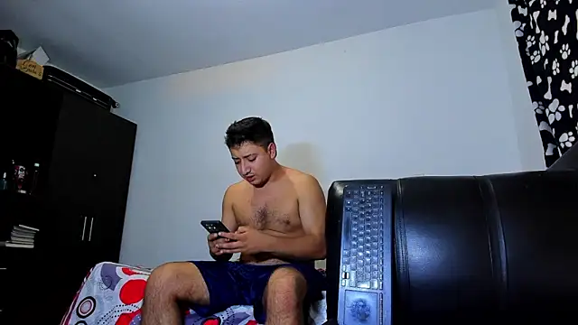 ares sexxx online show from December 13, 8:04 pm