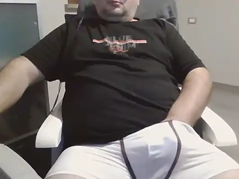 iron boy80 online show from October 31, 9:12 am