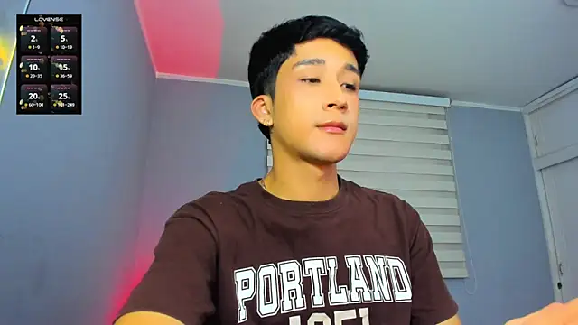 tom Howard online show from November 15, 2:24 am