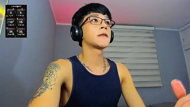 tom Howard online show from December 22, 6:10 am