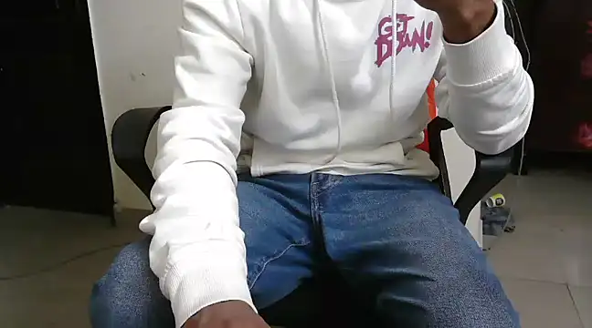 hotkunal online show from February 26, 8:20 pm