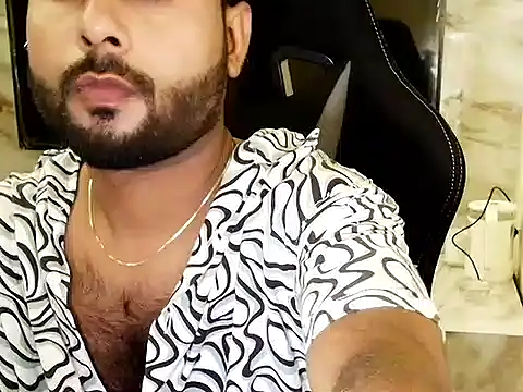 Snapshot of SHENOY3 chatting on October 20, 6:45 pm SHENOY3 online show from October 20, 6:45 pm