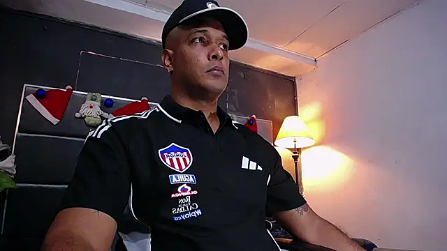 liam howard online show from December 4, 7:32 pm