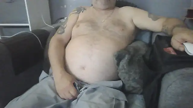 Naturistmale45 online show from July 4, 9:18 pm