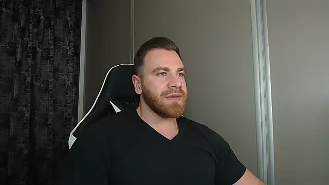 Thori92 online show from February 6, 6:38 pm