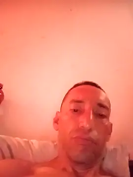 Diegoflorez01 online show from April 15, 4:29 pm