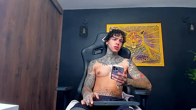 Aron ford online show from February 3, 1:40 pm