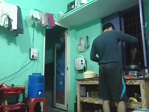 Desiboi4u online show from November 20, 4:39 pm