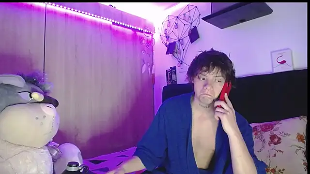 Santiago kiler online show from March 24, 10:09 am