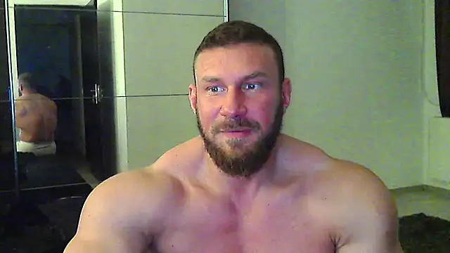 muscularkevin online show from March 21, 2:10 pm