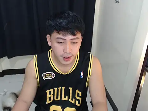 princeJayX online show from October 21, 7:11 am