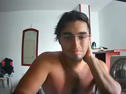 lechero226 online show from January 6, 9:30 pm