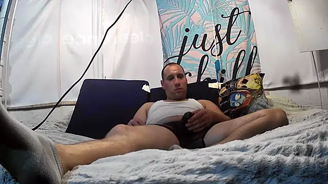 cum4calvin online show from November 8, 7:00 am