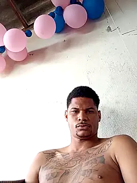 JeansgS online show from February 4, 2:01 pm