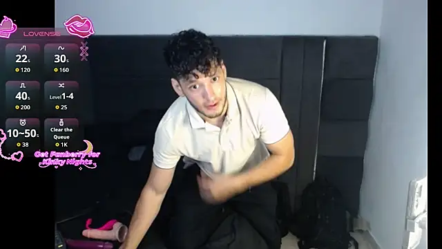 alejandro  2 online show from April 8, 7:33 pm