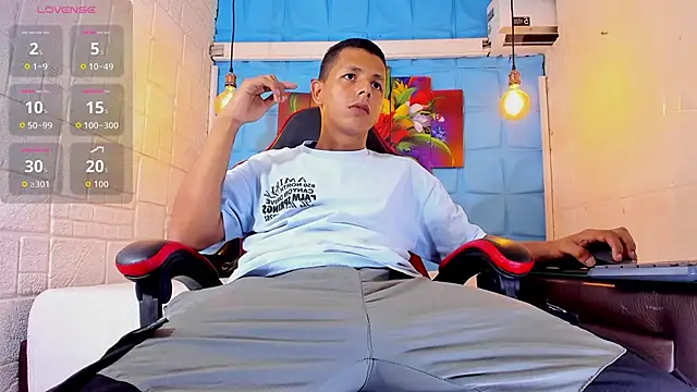 boy bigcock24cm online show from March 2, 1:05 am