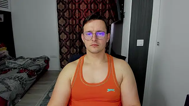 sexxymuscles4u online show from March 3, 12:23 pm