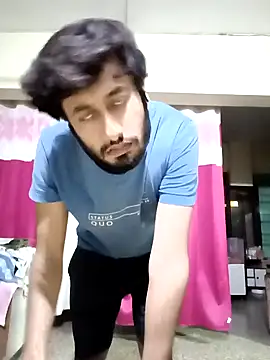 Snapshot of SimplyKarthik09 chatting on December 28, 9:08 pm SimplyKarthik09 online show from December 28, 9:08 pm