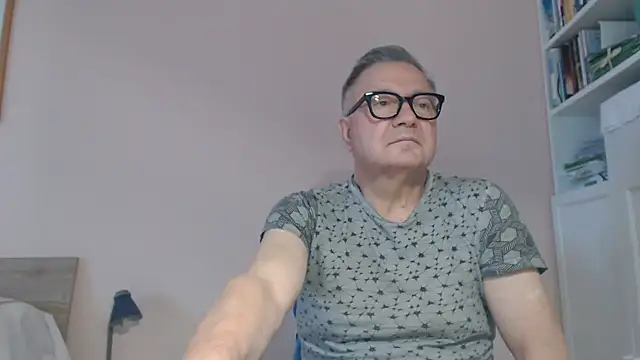 YOU6me online show from July 24, 3:30 pm