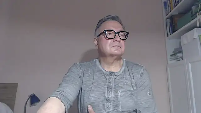 YOU6me online show from June 8, 8:04 am