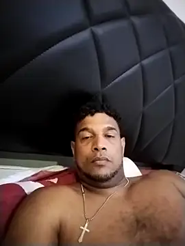 chocolatico1982 online show from March 13, 7:20 pm