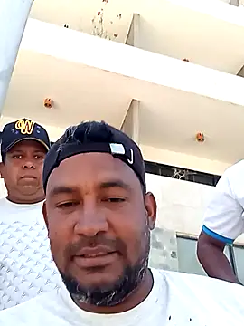 Angelzamuro online show from February 6, 4:15 pm