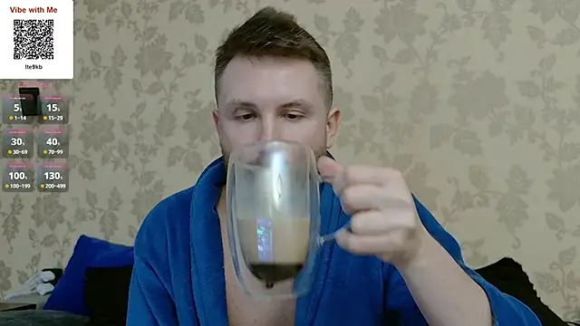 MartinBrandon online show from April 3, 9:22 pm