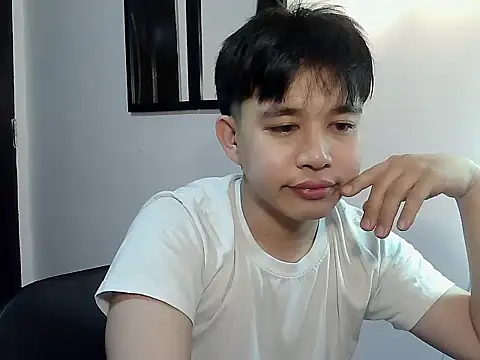 alfonsoasiancutie online show from December 16, 12:01 pm