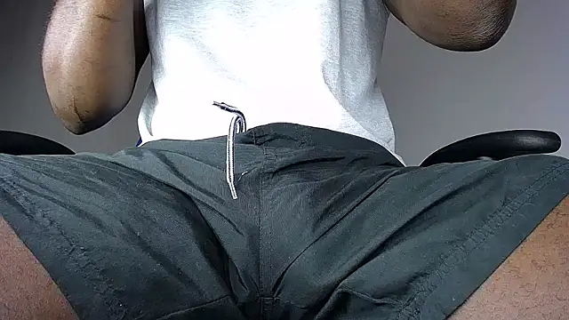 MAXJONES 2 online show from January 13, 5:06 pm