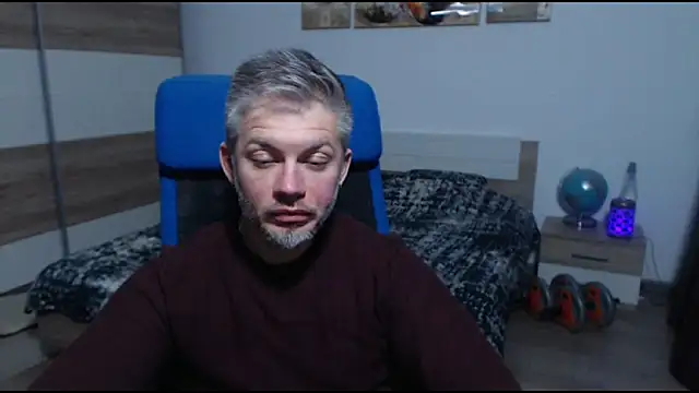 RobbyShawz online show from November 11, 11:59 am