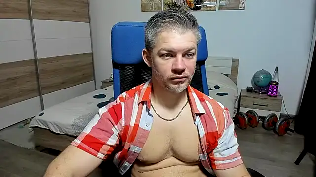 RobbyShawz online show from January 6, 6:39 am