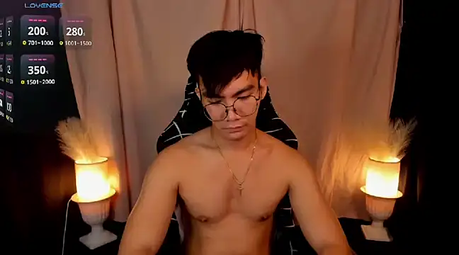 000batman000 online show from January 30, 1:31 pm