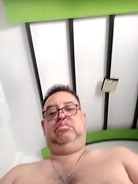 djtomxxx2777 online show from February 4, 9:21 pm