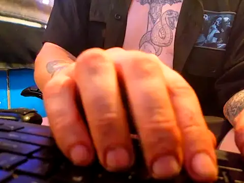 faded206 online show from September 13, 12:17 pm