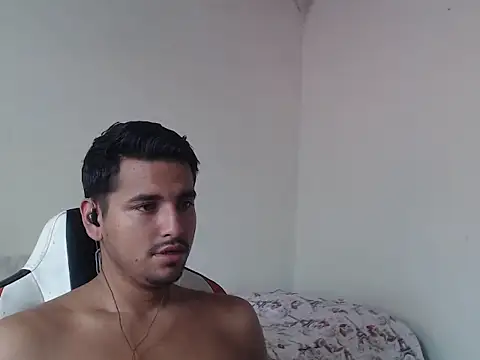 kylian 07 online show from March 4, 5:09 pm