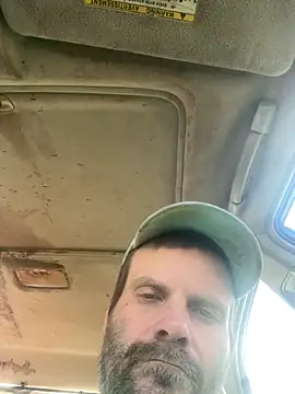 charactrzero online show from December 1, 5:27 pm