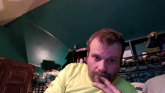 charactrzero online show from November 26, 12:46 am