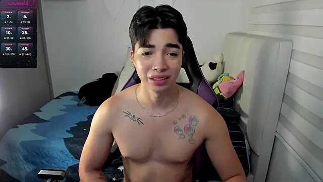 santy7v7 online show from November 1, 1:37 pm