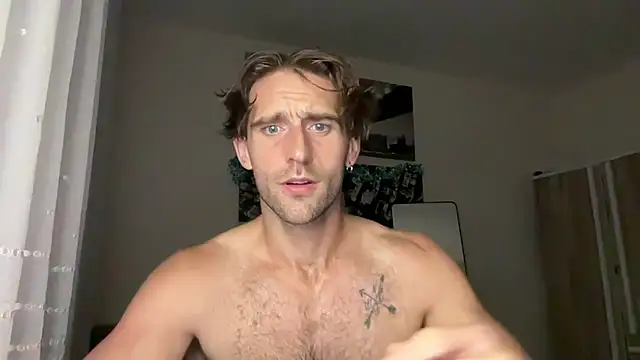 lukegunn online show from December 13, 11:00 pm