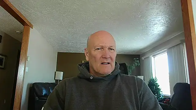 BasicAnt online show from December 15, 6:27 pm