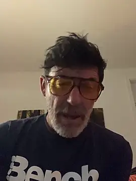 maxximere online show from April 14, 12:00 am