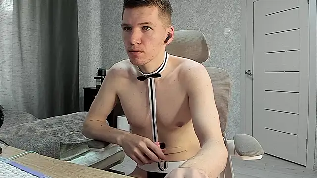 Bananas dick online show from March 8, 7:01 am