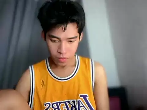 Lightjt04 online show from May 6, 9:04 pm
