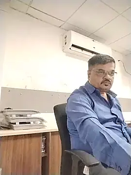 Desi Londa 143 online show from June 8, 3:18 am