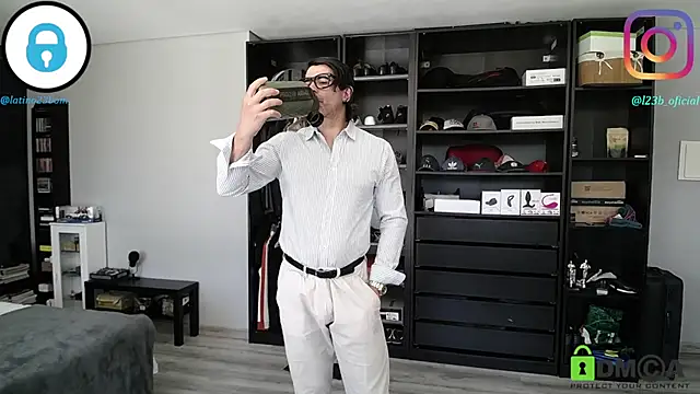 samricci21 online show from March 31, 12:07 pm