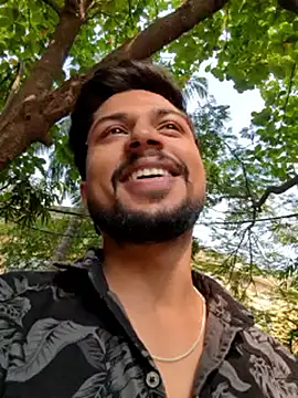  IRRESISTIBLE  online show from November 23, 7:52 am