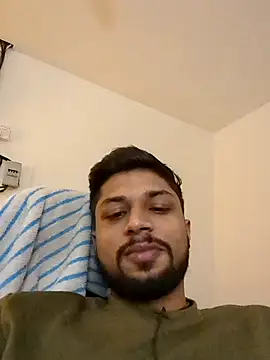 Snapshot of _IRRESISTIBLE_ chatting on February 13, 8:03 pm  IRRESISTIBLE  online show from February 13, 8:03 pm