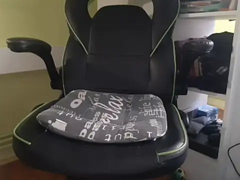 feathersify online show from March 12, 8:00 am