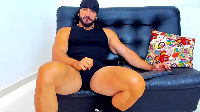 AlfredWalker online show from October 23, 1:36 pm